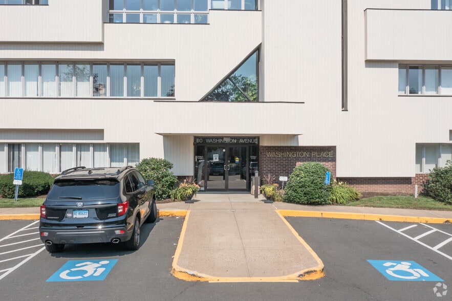60 Washington Ave, Hamden, CT for sale - Building Photo - Image 3 of 6