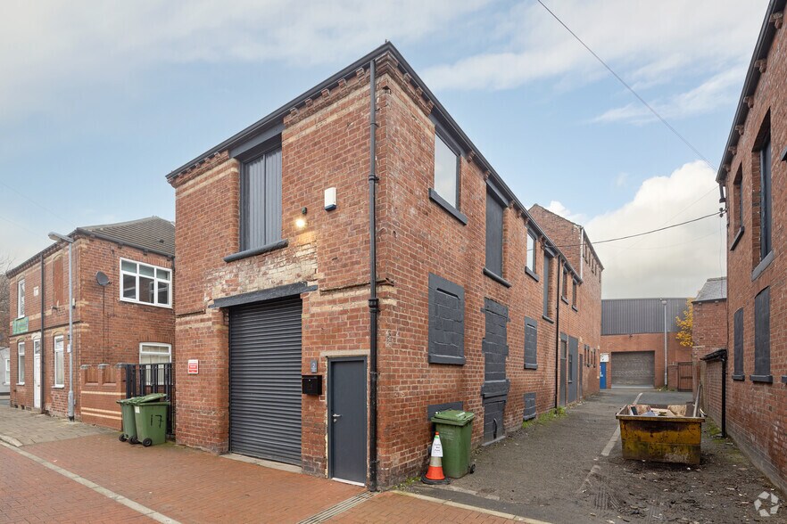 2 North St, Castleford, WYK WF10 1LG
