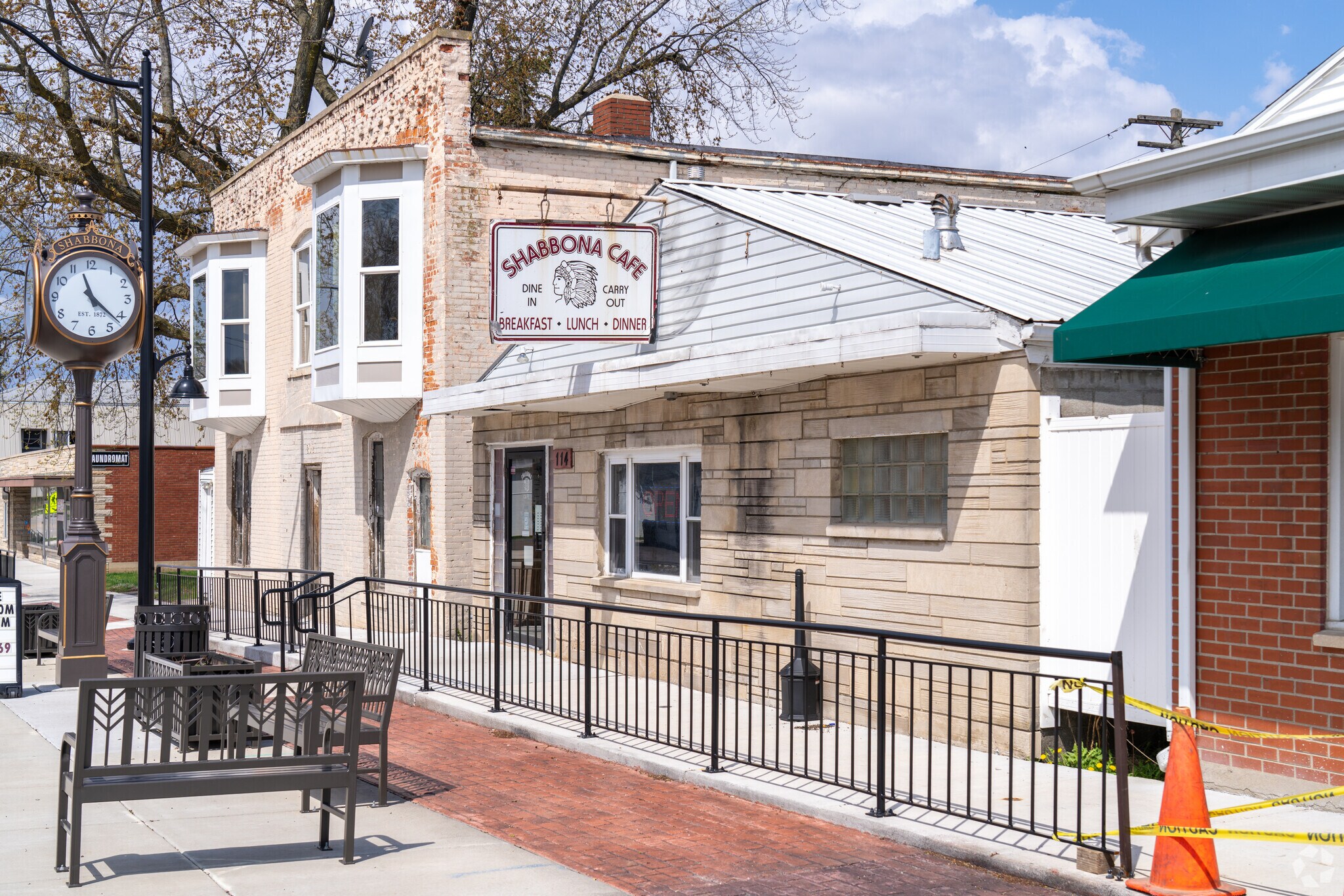 114 W Comanche Ave, Shabbona, IL for sale Primary Photo- Image 1 of 1