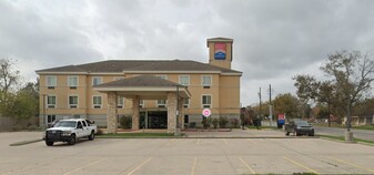 Budget Inn & Suites - Motel