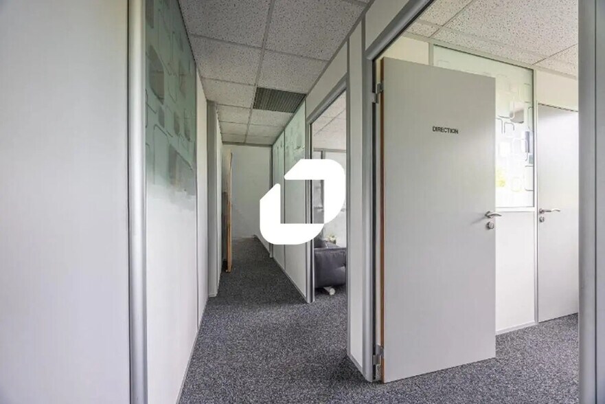 Office in Lognes for sale - Interior Photo - Image 1 of 9