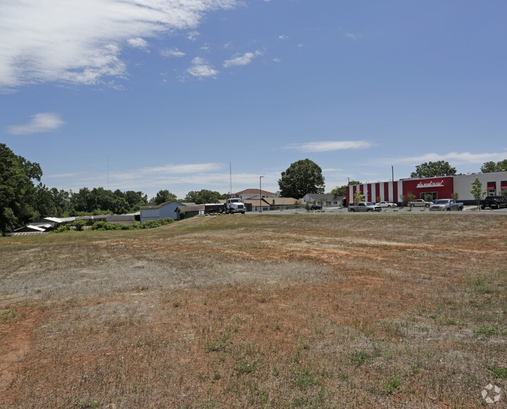 511 S Cannon Blvd, Kannapolis, NC for sale - Building Photo - Image 3 of 3