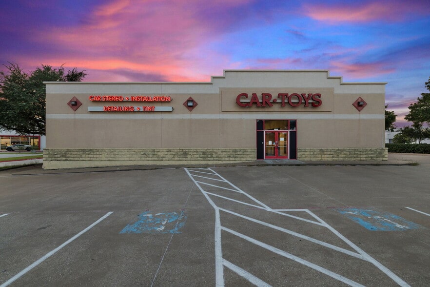 2801 Central Expy, Plano, TX for sale - Building Photo - Image 3 of 11