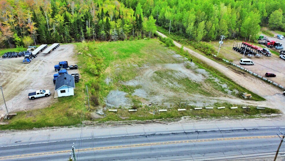 Boul AlbinyPaquette, Montlaurier, QC J9L 3G5 Terrain commercial à vendre à MontLaurier