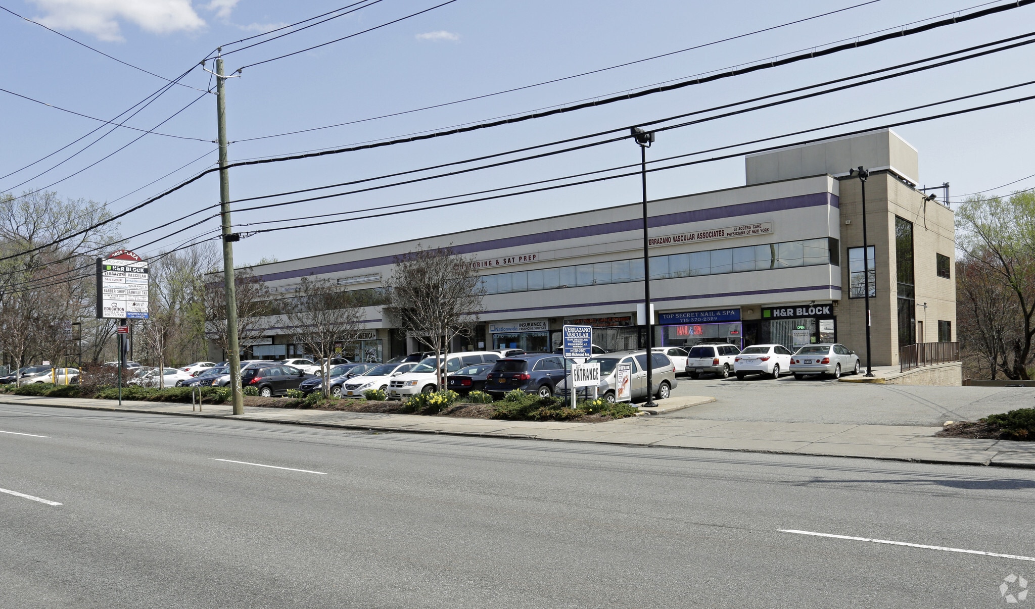 2025 Richmond Ave, Staten Island, NY 10314 2025 Plaza