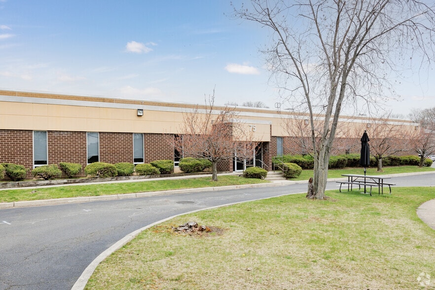 75 Oxford Dr, Moonachie, NJ 07074 Industrial for Lease