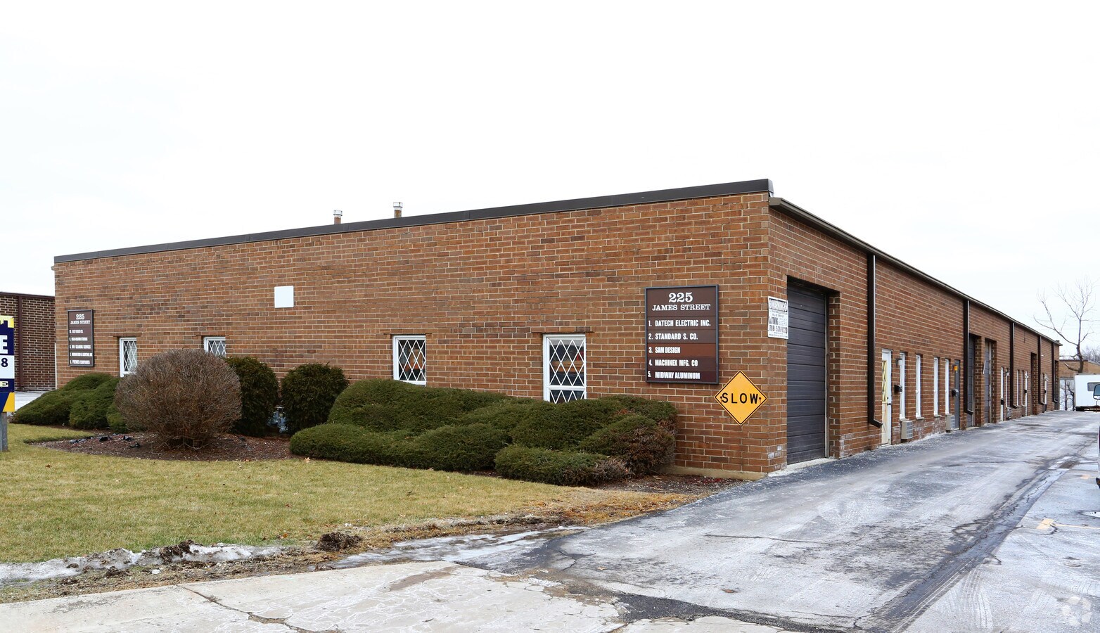 225 James St, Bensenville, IL 60106