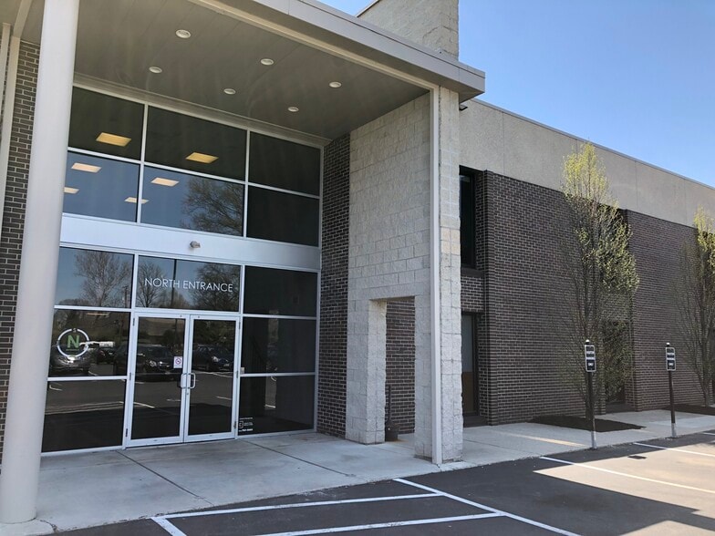 1550 Old Henderson Rd, Columbus, OH for lease - Building Photo - Image 3 of 8