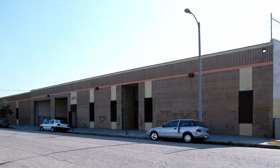 1620 E 22nd St, Los Angeles, CA for lease - Primary Photo - Image 1 of 2