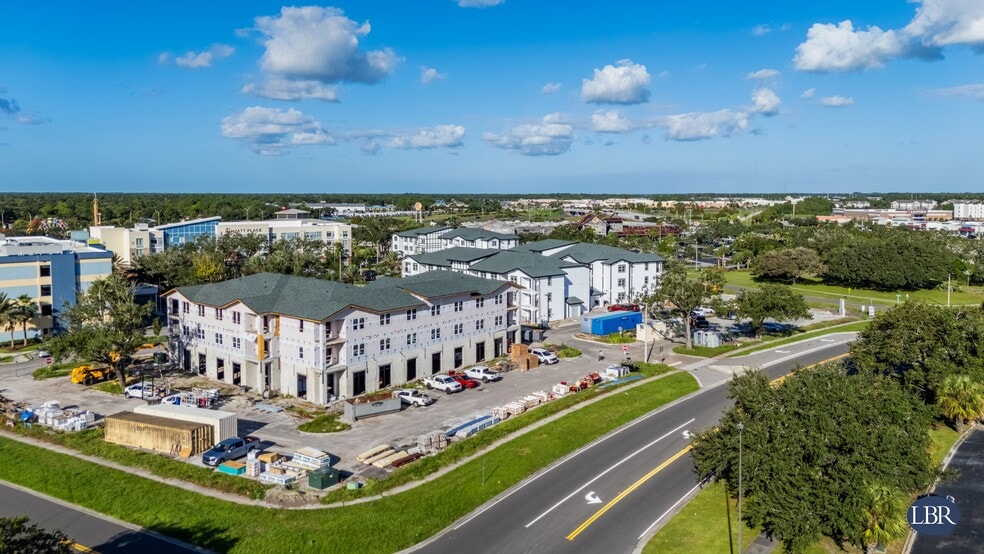 1415 Sportsman Ln NE, Palm Bay, FL for lease - Primary Photo - Image 1 of 4