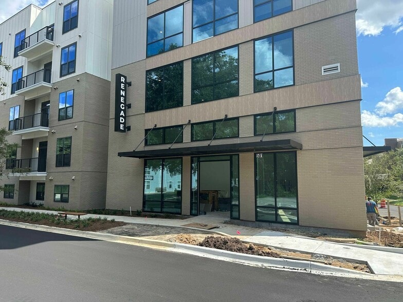 501 Chapel Dr, Tallahassee, FL for lease - Building Photo - Image 2 of 8