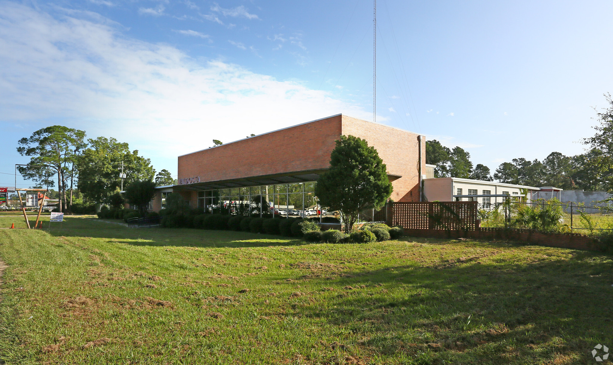 1409 N Ashley St, Valdosta, GA for sale Primary Photo- Image 1 of 1