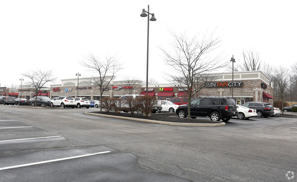 251-361 W Northfield Dr, Brownsburg, IN for sale - Primary Photo - Image 1 of 1