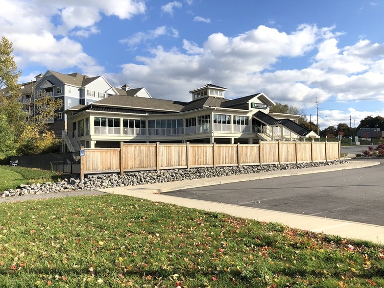 1400 Empire Blvd, Rochester, NY for sale - Building Photo - Image 1 of 1