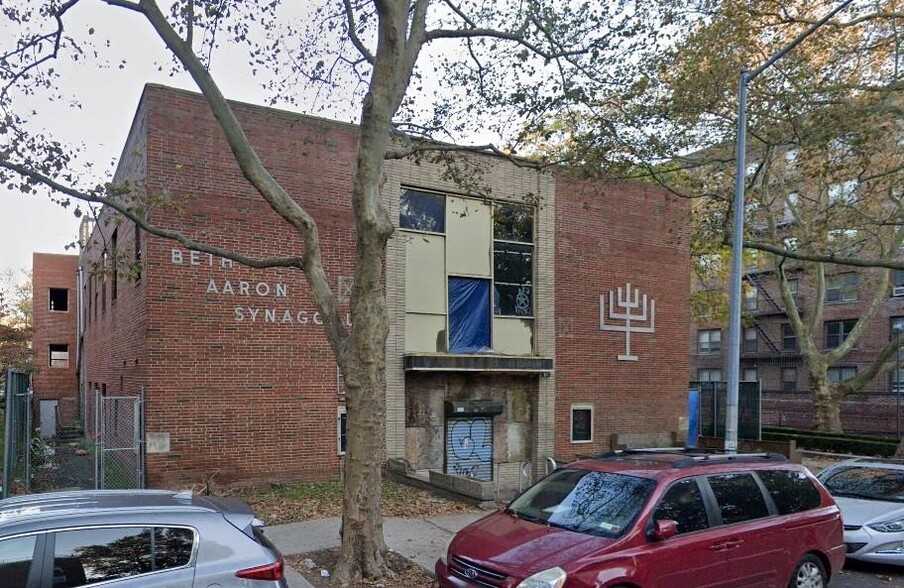 2261 Bragg St, Brooklyn, NY for lease - Building Photo - Image 1 of 4