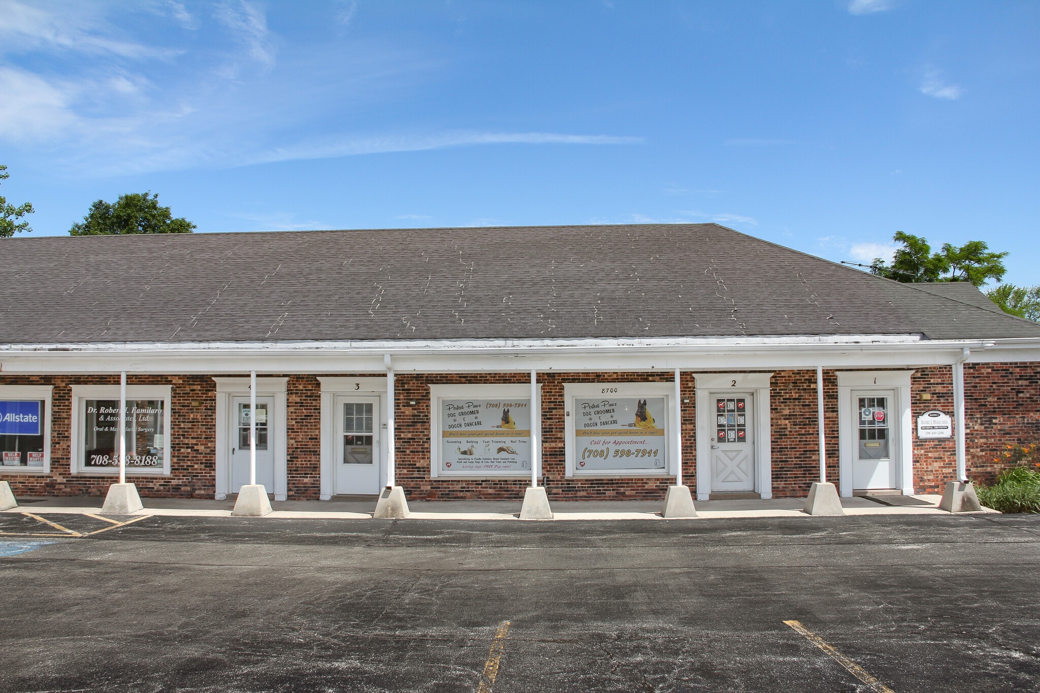 8700 W 95th St, Hickory Hills, IL for lease Building Photo- Image 1 of 5