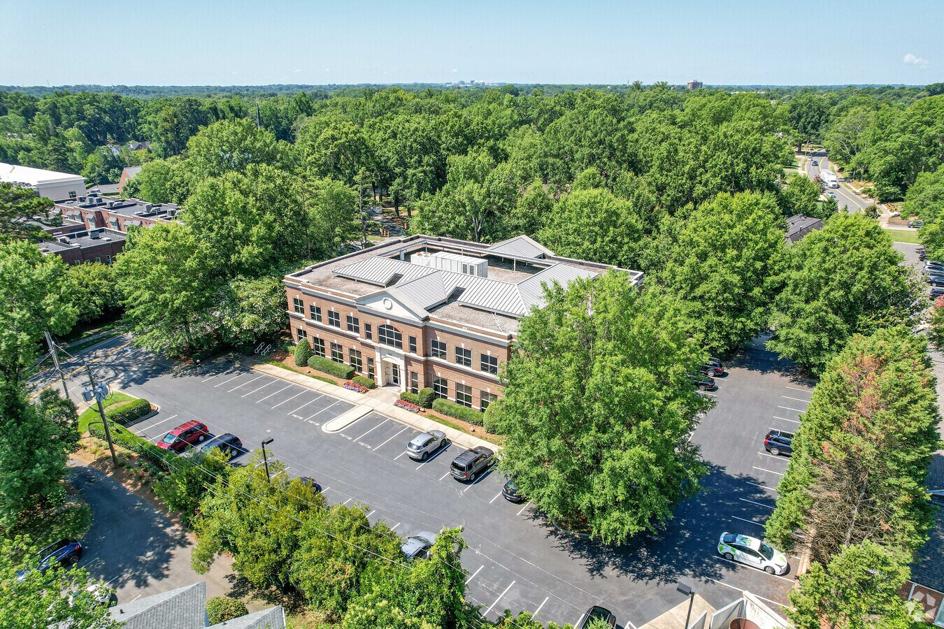 2333 Randolph Rd, Charlotte, NC 28207