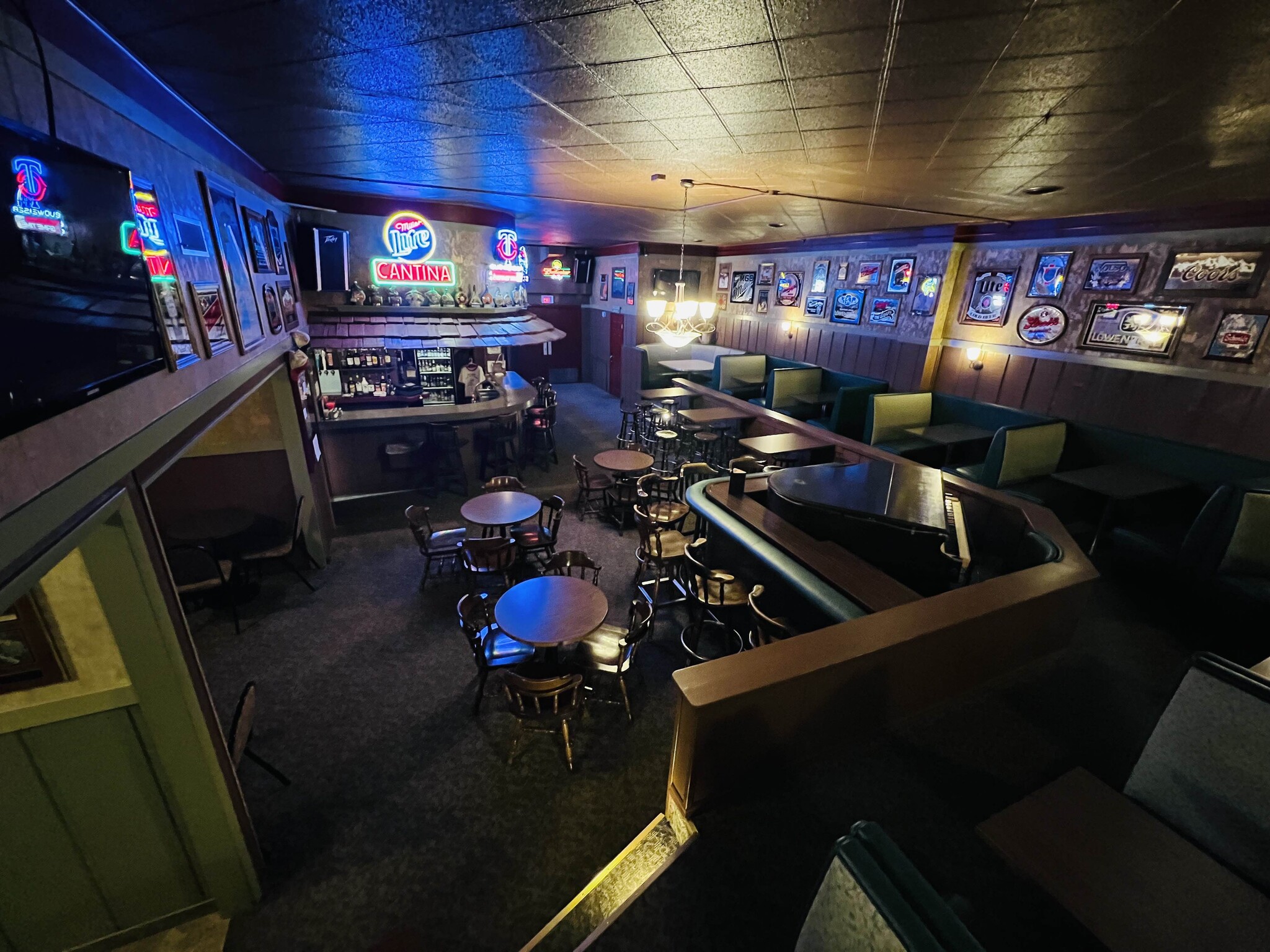 211 Lake Ave S, Battle Lake, MN 56515 - Stub's Dining & Saloon | LoopNet