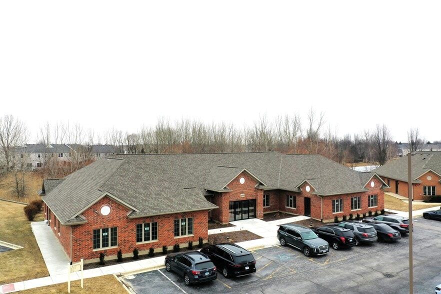 3949 75th St, Aurora, IL for sale - Building Photo - Image 3 of 8
