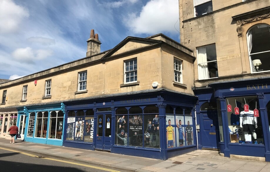 1-8 Pulteney Bridge, Bath for lease - Building Photo - Image 1 of 2