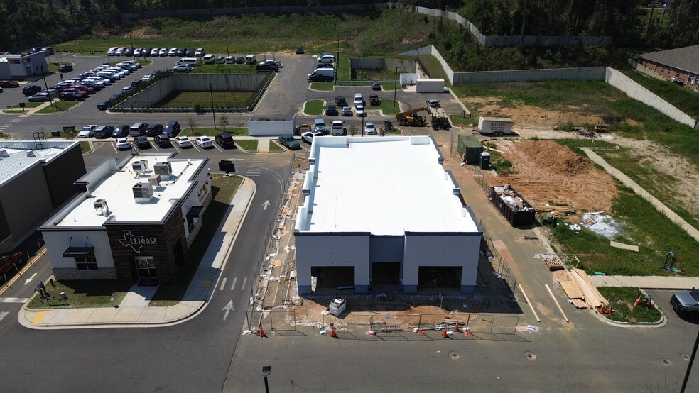 2314 NE Capital Circle, Tallahassee, FL for lease - Building Photo - Image 3 of 6