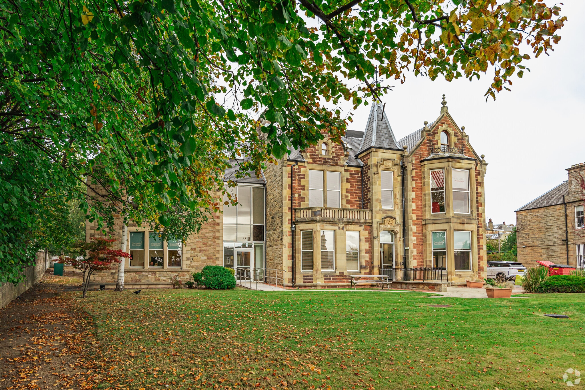 24 St Johns Rd, Edinburgh for sale Primary Photo- Image 1 of 1
