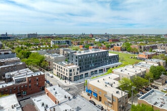 1221 W Taylor St, Chicago, IL - AERIAL map view