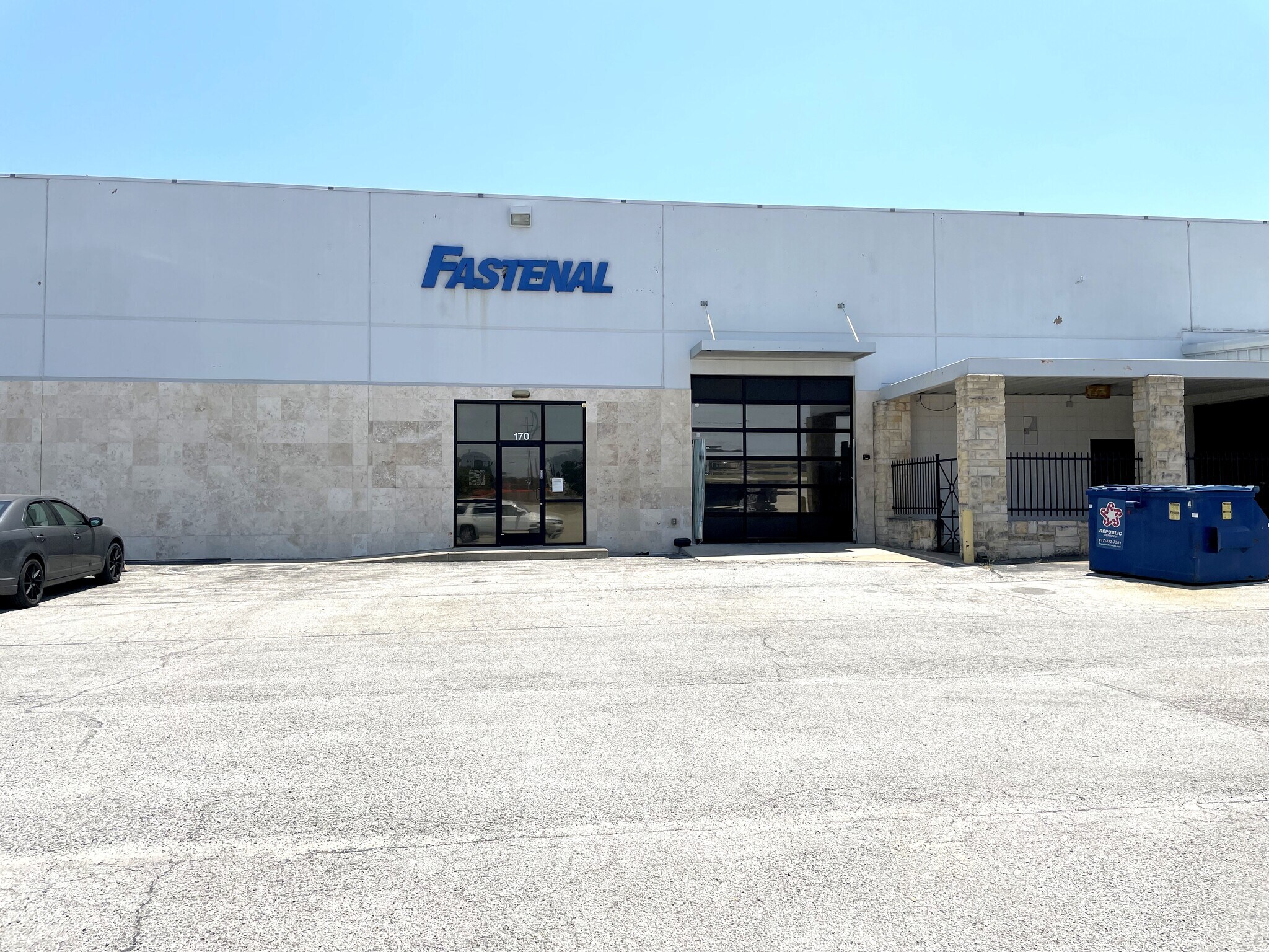 7500 Baker Blvd, Richland Hills, TX for lease Building Photo- Image 1 of 17