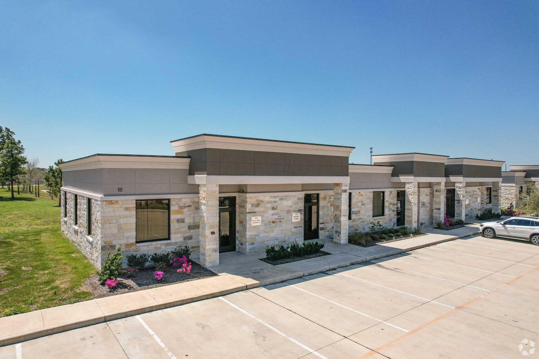 3129 Kingsley Dr, Pearland, TX for lease Primary Photo- Image 1 of 8