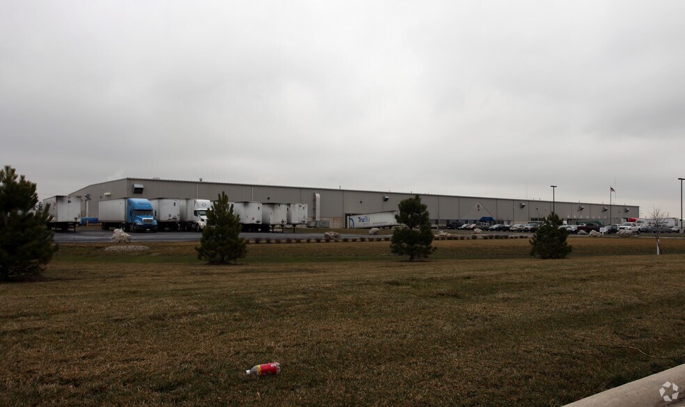 750 N Lallendorf Rd, Oregon, OH for sale - Primary Photo - Image 1 of 1