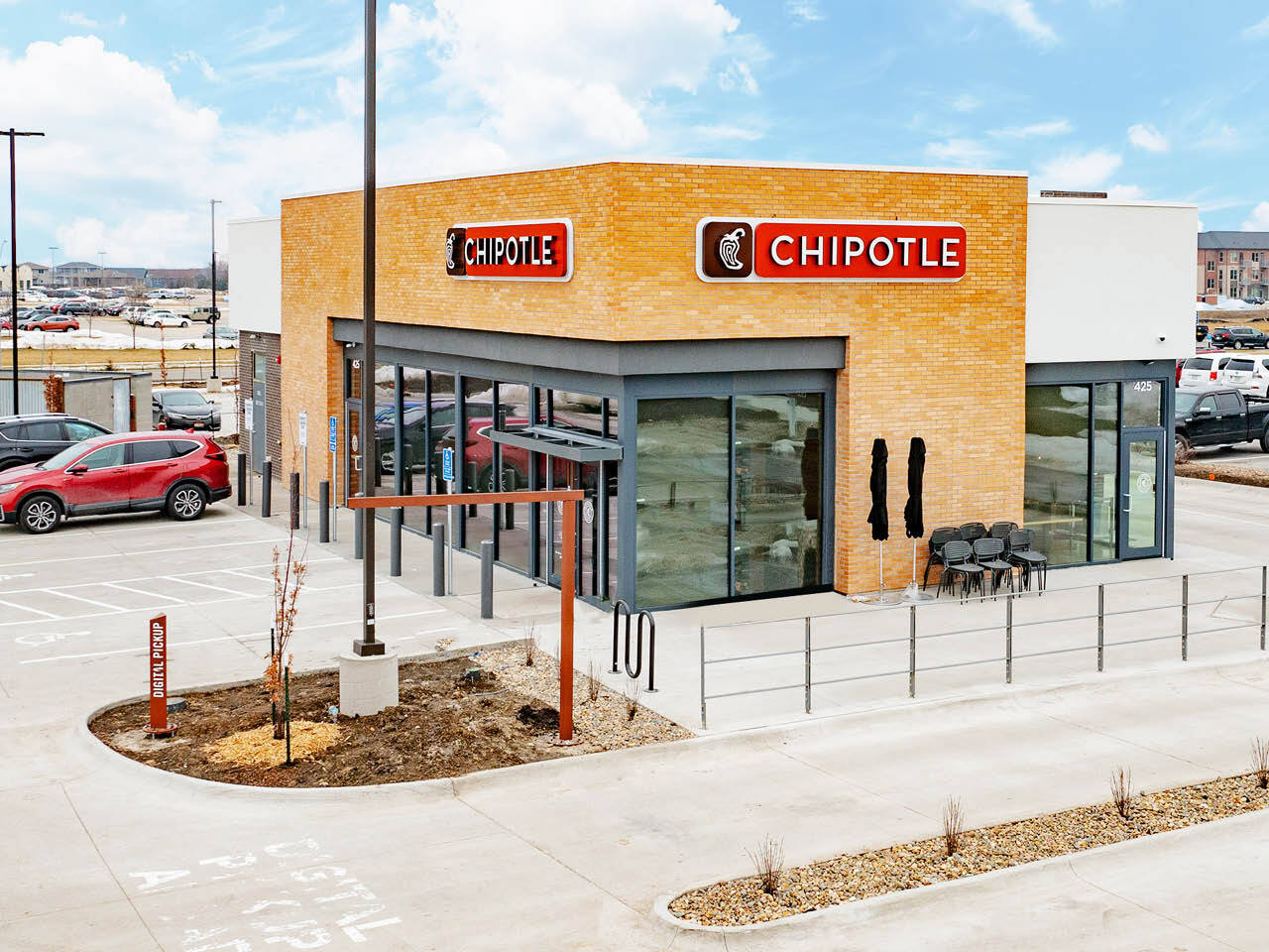 425 E. Hickman Rd, Waukee, IA 50263 15Year Corporate Chipotle Drive