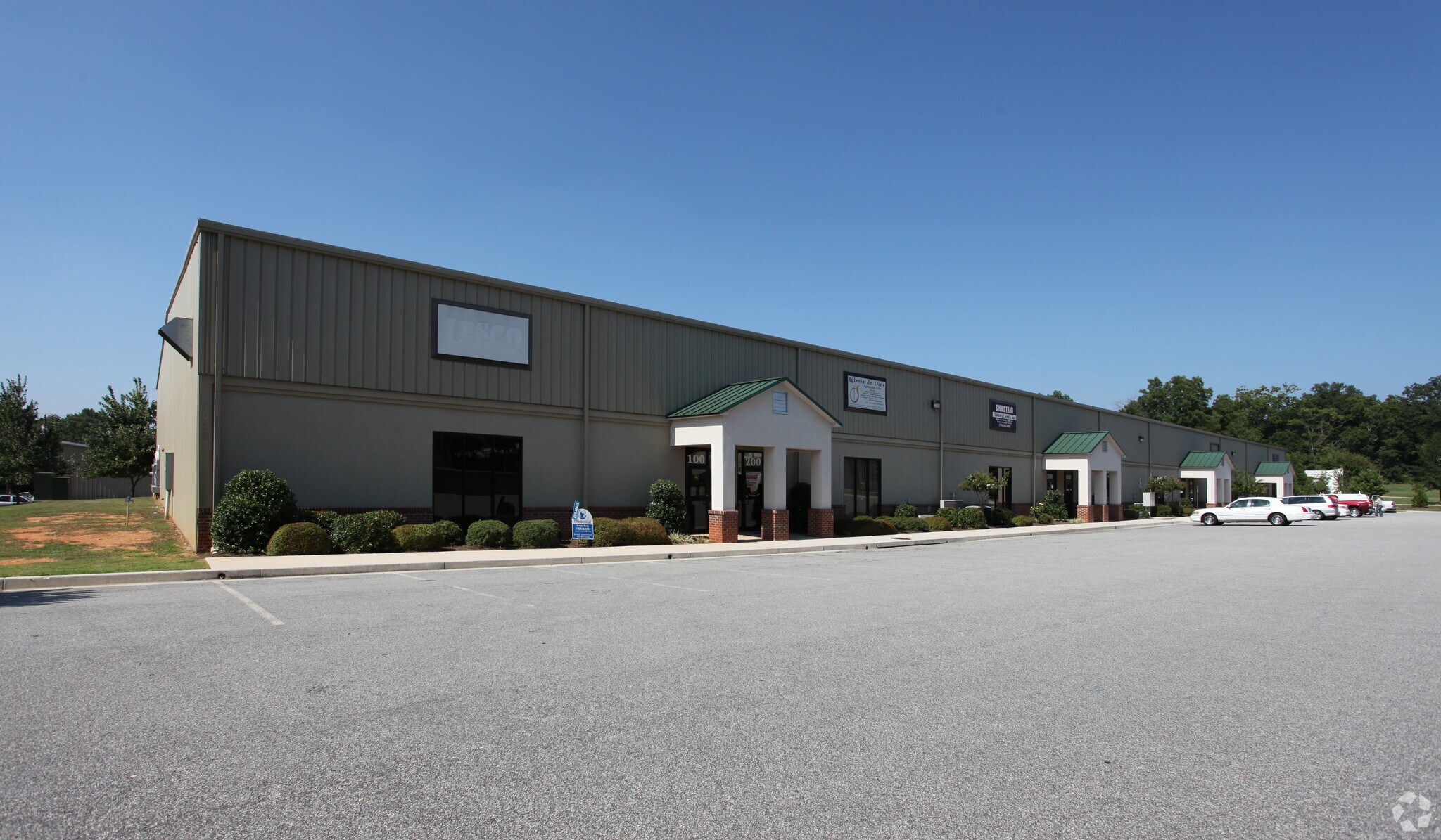 1025 Martin Luther King Jr Blvd, Gainesville, GA for sale Primary Photo- Image 1 of 1