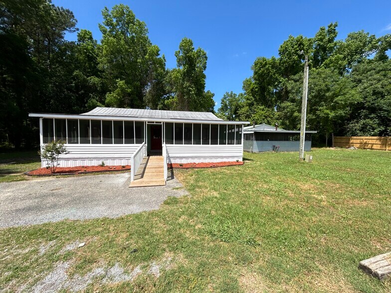 1457 Main St, Bonneau, SC for sale - Building Photo - Image 1 of 1