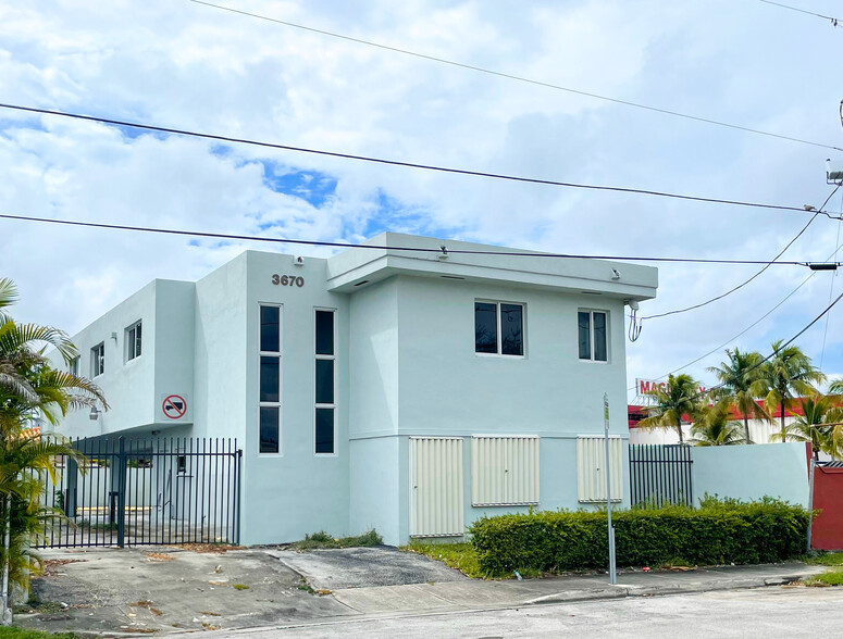 3670 NW 6th St, Miami, FL for sale - Building Photo - Image 1 of 16