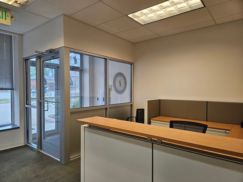 4525 Sunset Blvd, Steubenville, OH for lease - Building Photo - Image 3 of 65