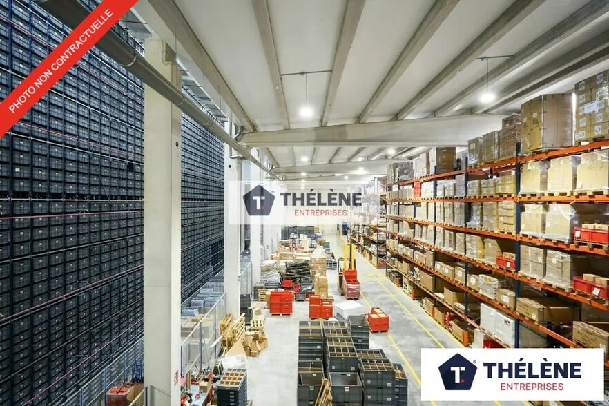 Flex in Frontignan for lease - Interior Photo - Image 2 of 4