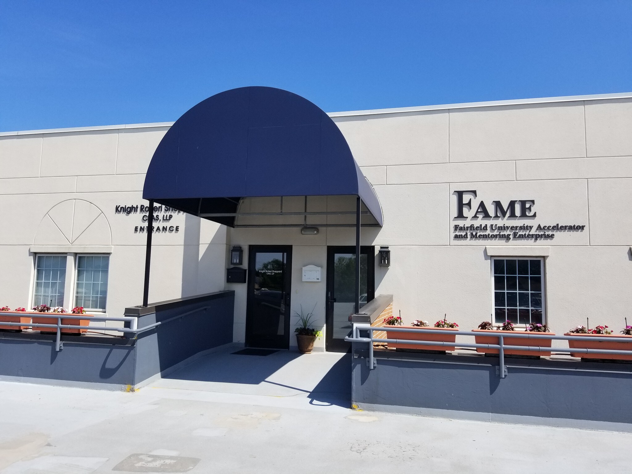 1499 Post Rd, Fairfield, CT for sale Primary Photo- Image 1 of 1