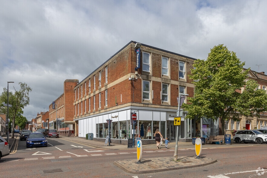 Abbey St, Market Harborough for lease - Building Photo - Image 3 of 4