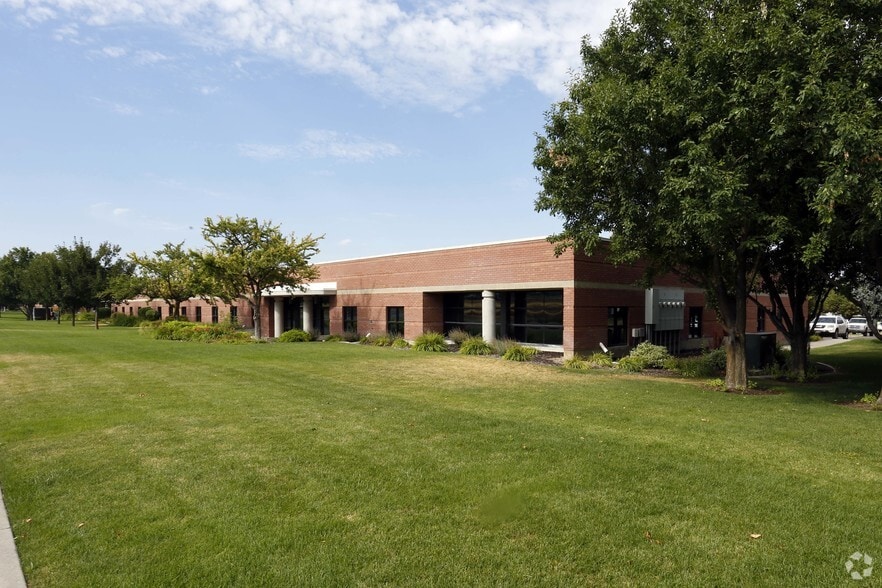 1770 Research Park Way, Logan, UT for lease - Primary Photo - Image 1 of 8