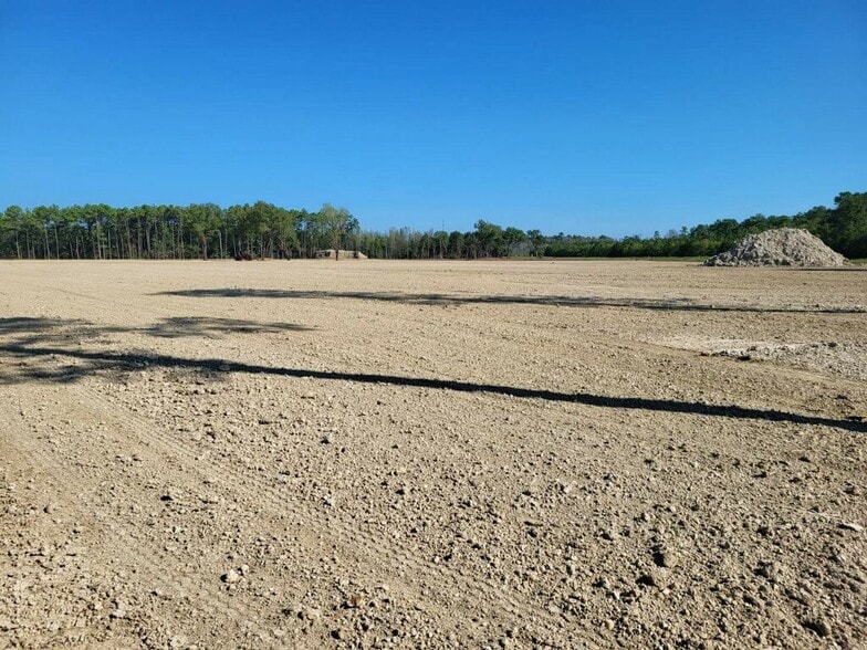 8530 Major Dr, Beaumont, TX for lease - Building Photo - Image 3 of 4