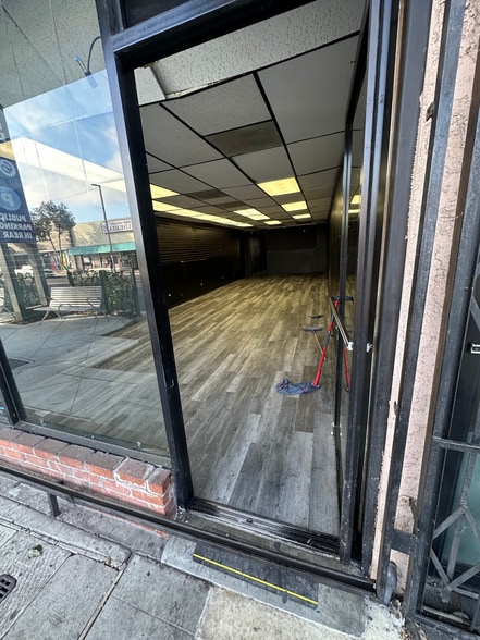 3618 Tweedy Blvd, South Gate, CA for lease - Building Photo - Image 3 of 7