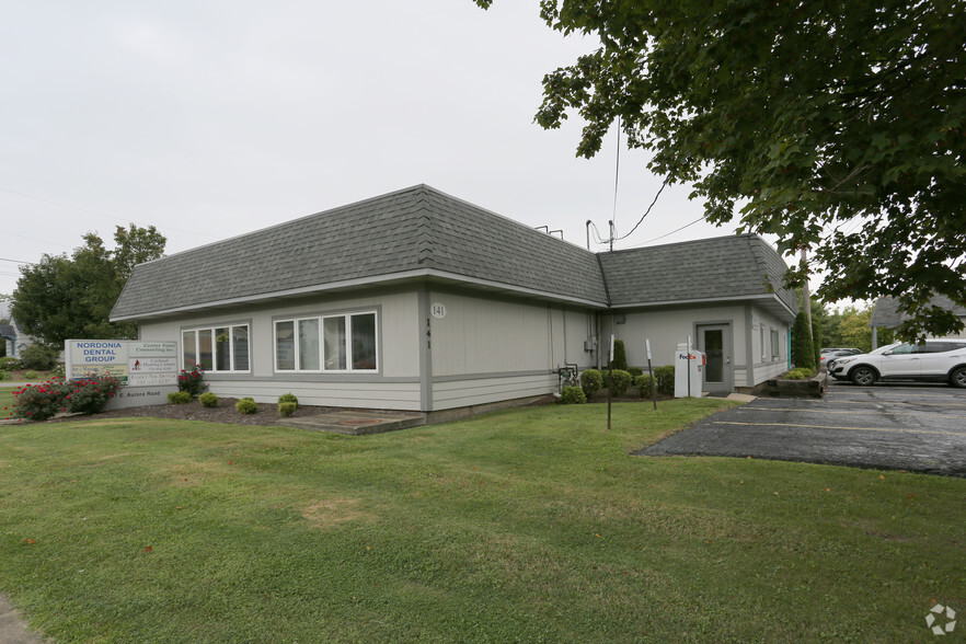 141 E Aurora Rd, Northfield, OH for sale - Primary Photo - Image 1 of 1