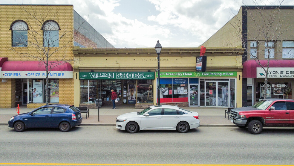 3308-3310 30 Av, Vernon, BC for sale - Primary Photo - Image 1 of 4