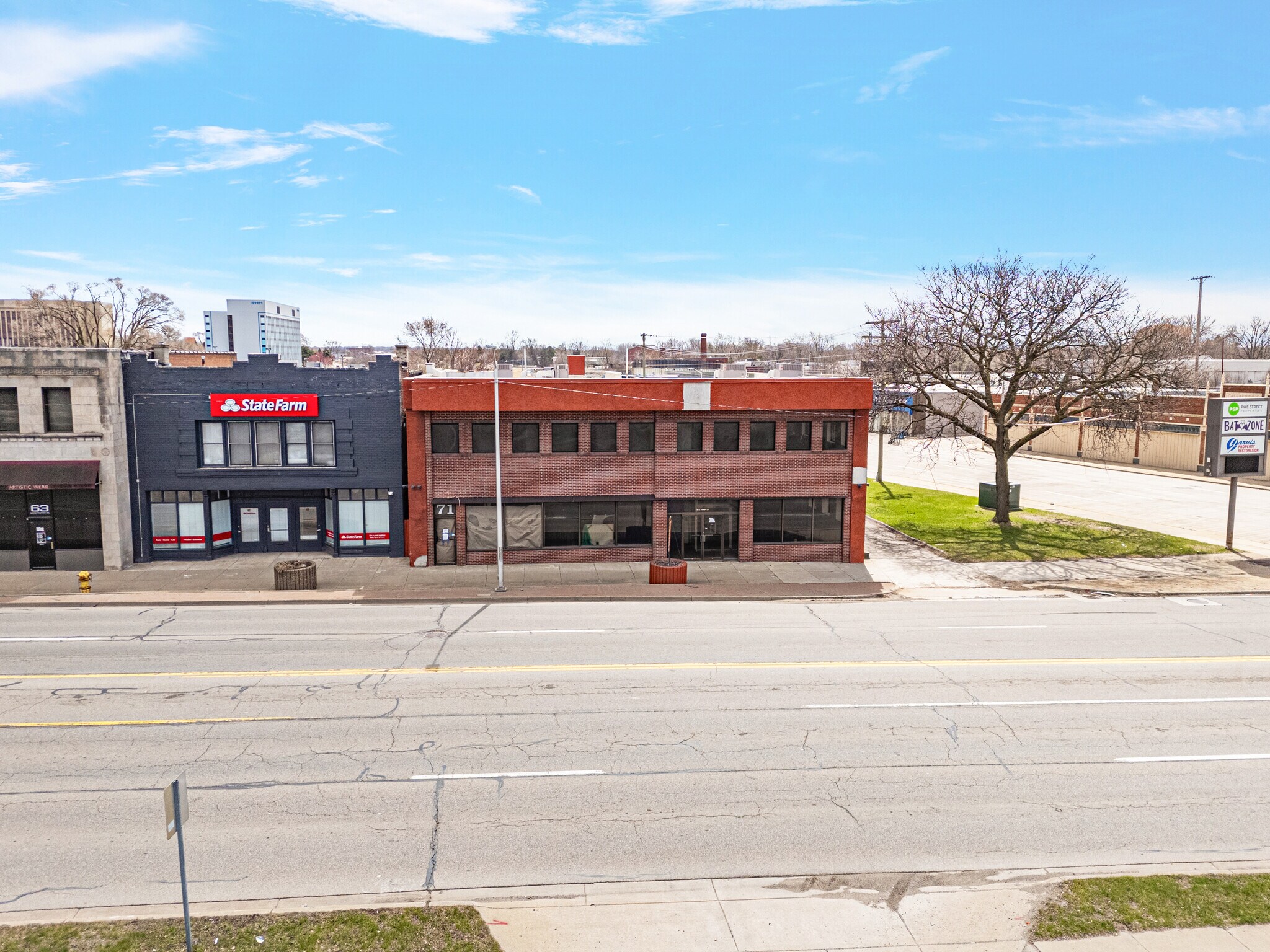 71-75 W Huron St, Pontiac, MI for sale Building Photo- Image 1 of 17