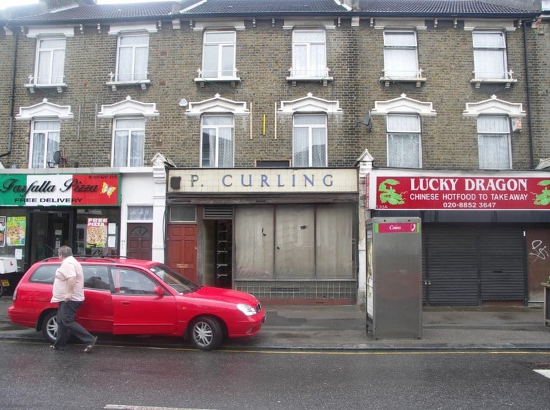 132 Hither Green Ln, London for sale - Primary Photo - Image 1 of 1