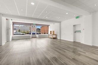 42-44 Queens Rd, Nuneaton for lease Interior Photo- Image 1 of 2