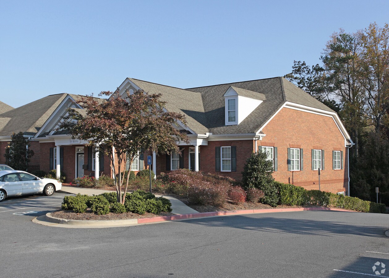 4994 Lower Roswell Rd, Marietta, GA 30068