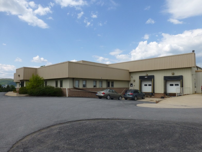 270 Rolling Ridge Dr, Bellefonte, PA for sale - Building Photo - Image 1 of 1