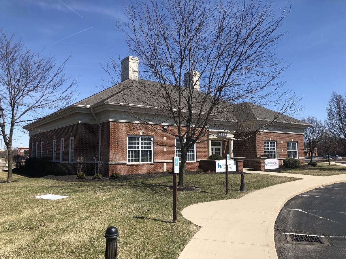 8057 Washington Village Dr, Dayton, OH 45458