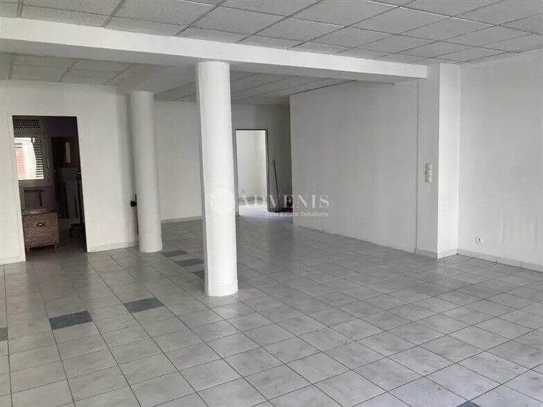 Office in Blois for sale - Interior Photo - Image 3 of 5